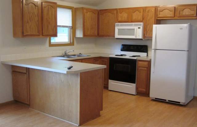 Beautiful Rental Close To East Campus photos photos
