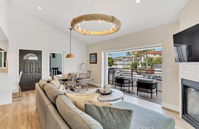 411 Avenida Victoria - 411 Avenida Victoria, San Clemente, CA 92672