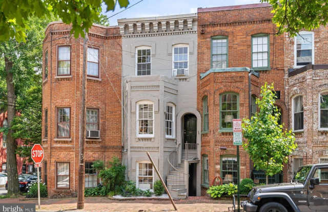 2702 DUMBARTON STREET NW - 2702 Dumbarton Street Northwest, Washington, DC 20007