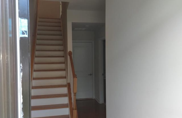 22364 LUCAS TERRACE Gallery 2