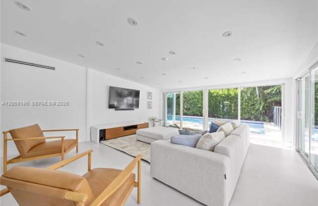 630 Allendale Rd # 630, Key Biscayne, FL 33149 Gallery 1