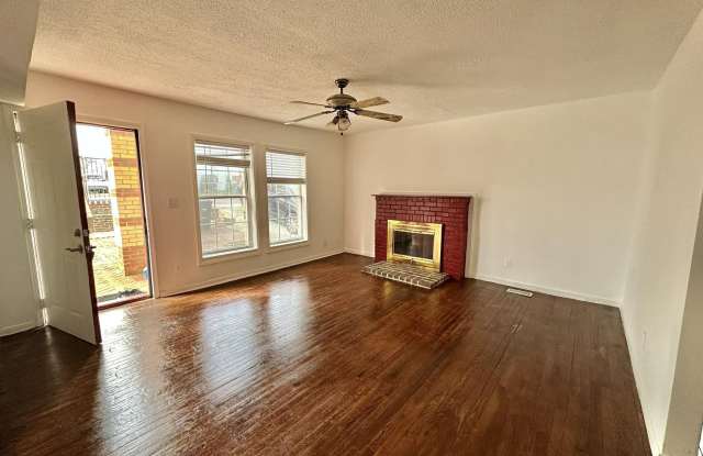 2015 S LINCOLN Street S photos photos