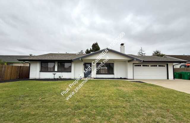 Pioneer Village- Large Single Story Home Near Marian Hospital/101 Frwy photos photos
