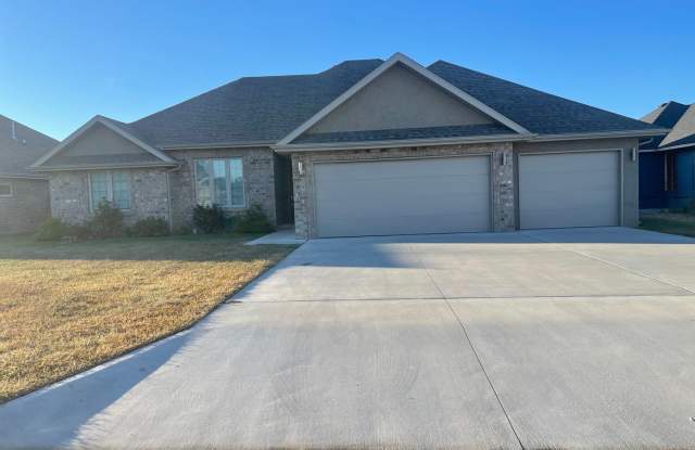 All Brick, 3 bedrooms AND 3 car garage photos photos