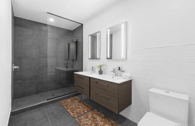 475 KENT Avenue unit: 304 photos photos