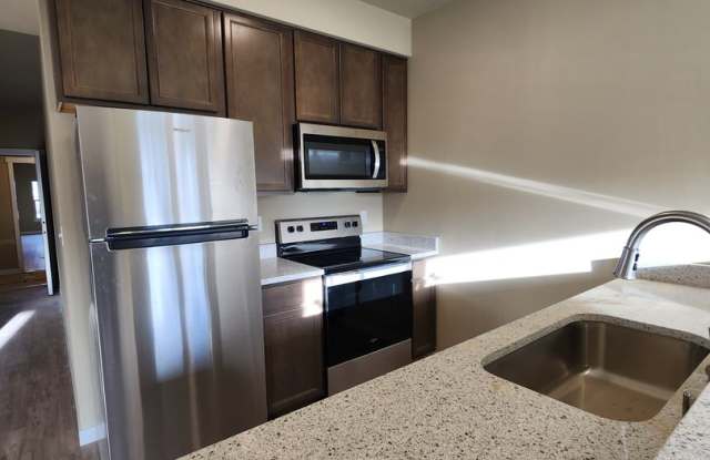 Modern 3-Bedroom Apartments Near WWU photos photos