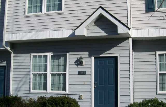 Updated 2 bedroom in fantastic location near Duke Med Center, on busline  convenient to many local amenities! photos photos