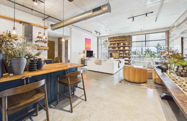 800 W 5th St Apt 609 - 800 West 5th Street, Austin, TX 78703