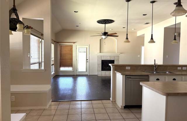 2406 Hillside Drive Gallery 4