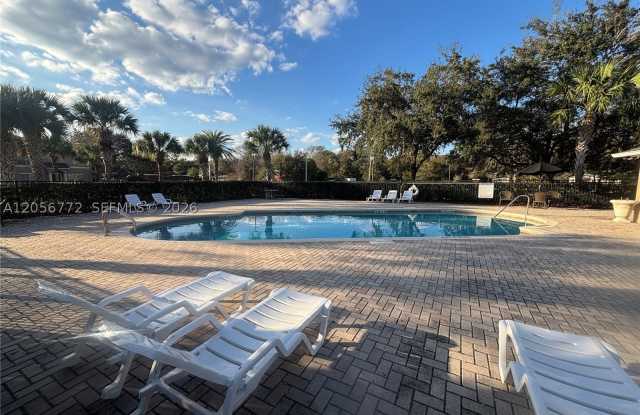 362 Carina Cir Gallery 2