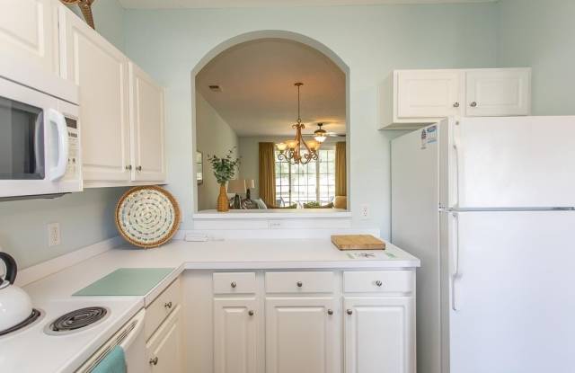5801 Oyster Catcher Dr. Gallery 4