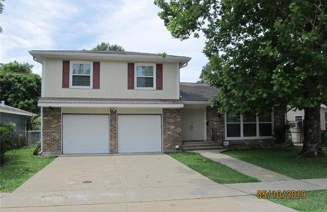 312 WESTMEADE Drive - 312 Westmeade Drive, Timberlane, LA 70056