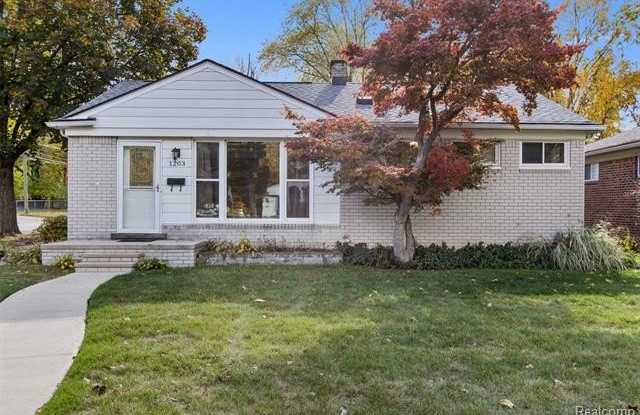 1203 Hickory Avenue photos photos 1203 Hickory Avenue photos photos