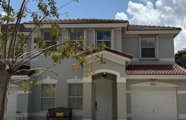 16432 SW 47th Ter photos photos