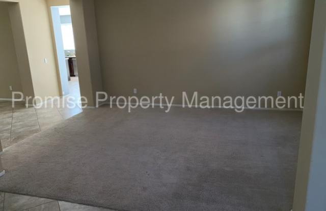 1025 Augusta Circle Gallery 2