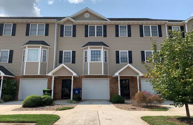 3 Bedroom Townhouse in Wyndhurst photos photos