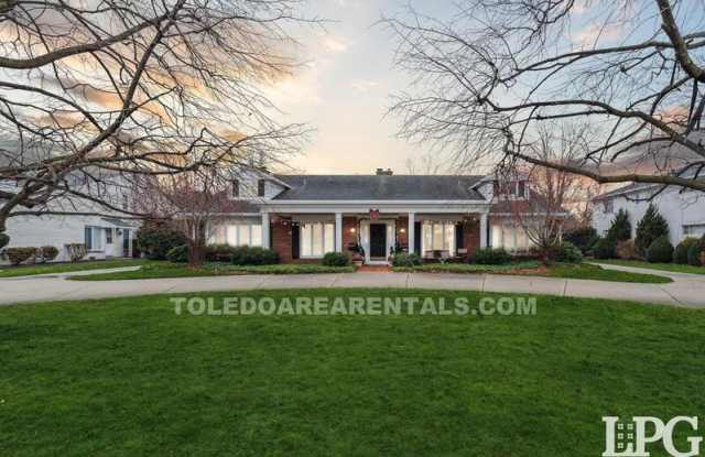 3835 Hillandale Rd East photos photos