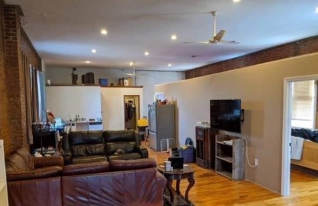 200 South Union Street - 3 photos photos