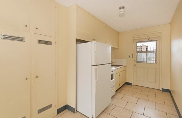 1426 Keeaumoku St #C19 - 1426 Keeaumoku St, Honolulu, HI 96822