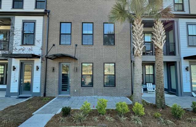 1624 Florentia Street - 1624 Florentia Street, Mount Pleasant, SC 29464