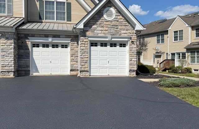 26 TREE SWALLOW Drive photos photos