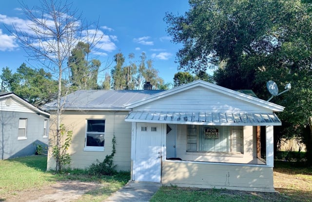 1143 Gilmore Ave. - 1143 North Gilmore Avenue, Lakeland, FL 33805