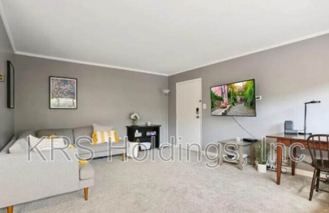 1521 S George Mason Drive Gallery 3