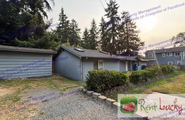 NE Tacoma, Quiet 3 Bed, 2 Bath Rambler - Spacious! photos photos