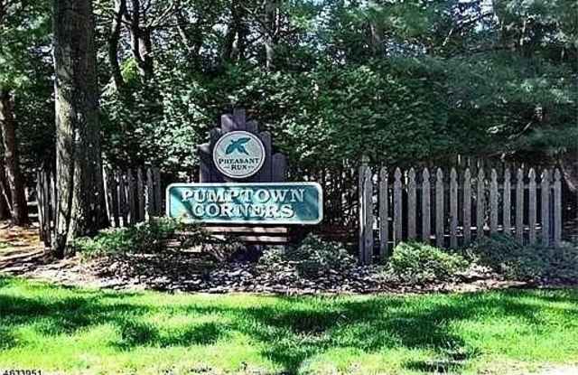 5 Pheasant Run - 5 Pheasant Run, Middlesex County, NJ 08820