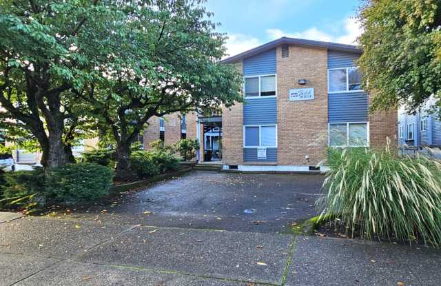 Todd House-Michelle Apartments Gallery 1