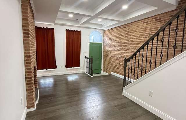 1432 E LANVALE Street Gallery 3
