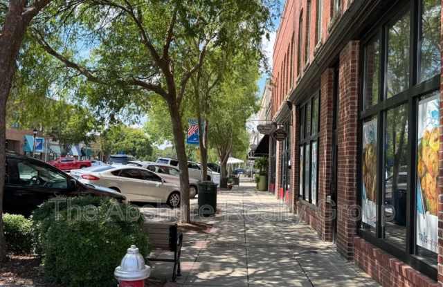 523 East Broad Street - D Gallery 4
