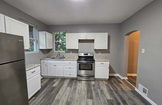 Newly updated 1 bedroom 1 bath apartment for rent! photos photos