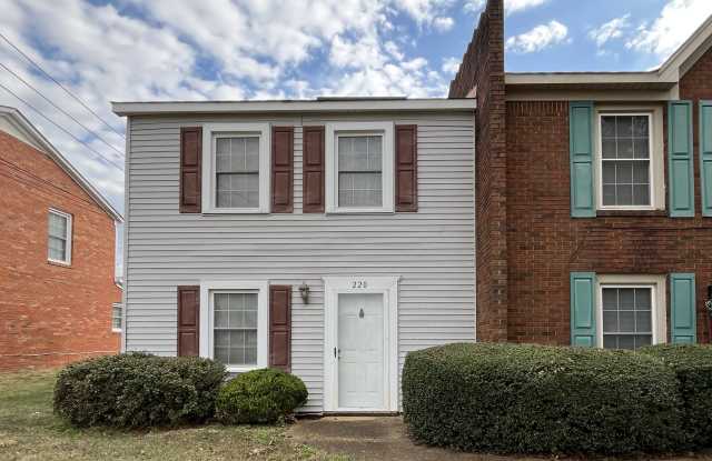 220 Hickory Trail - 1 photos photos
