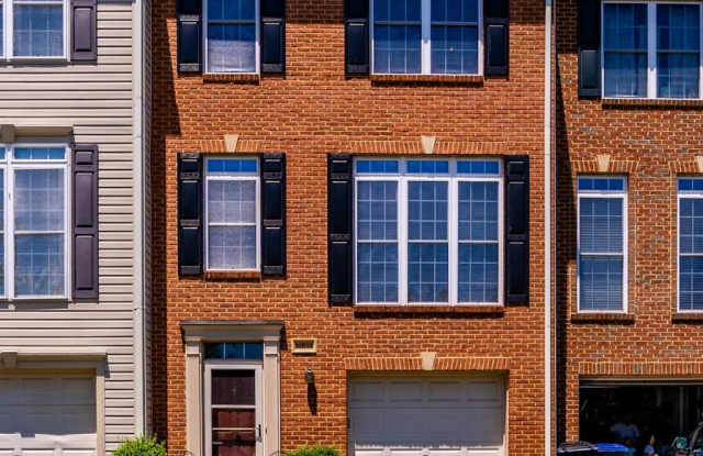 13513 PRAIRIE MALLOW LANE - 13513 Prairie Mallow Lane, Centreville, VA 20120