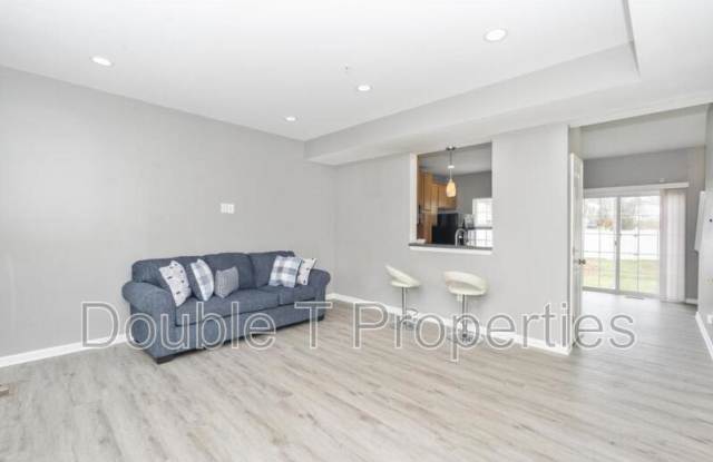 1841 Graymount Way Gallery 2