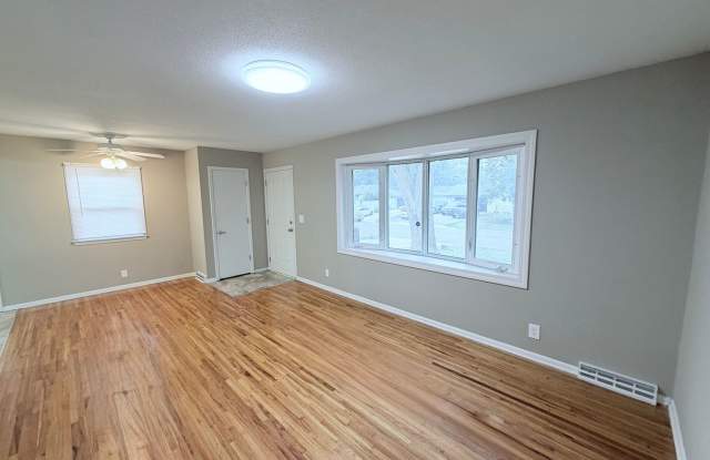 Newly Renovated 5BR/2BA Home with Finished Basement & Huge Fenced Backyard! Gallery 4