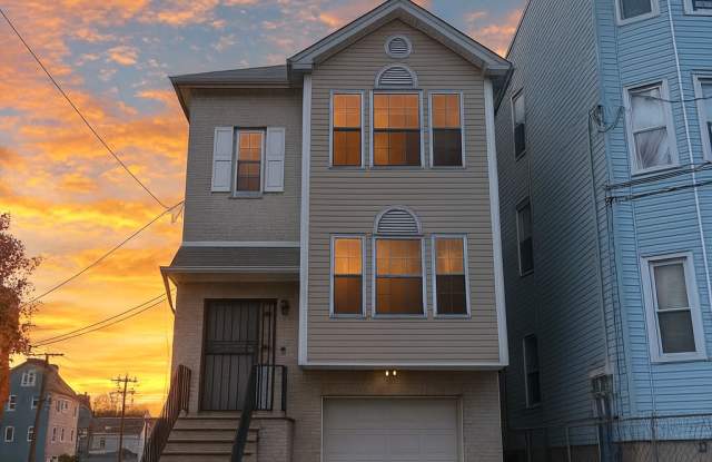 156 Ridgewood Ave - 156 Ridgewood Avenue, Newark, NJ 07108