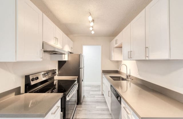 Fenix 424 photos photos