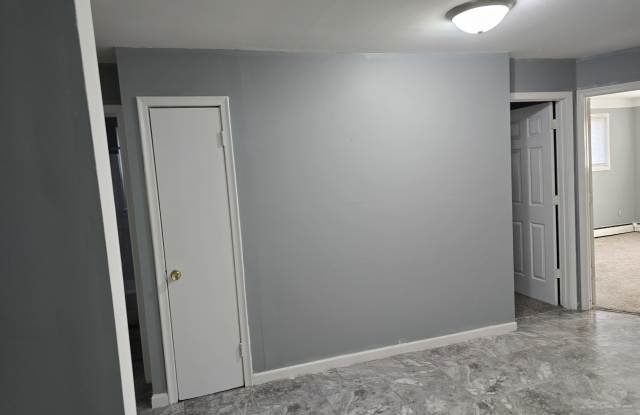 914 Burr Street North photos photos