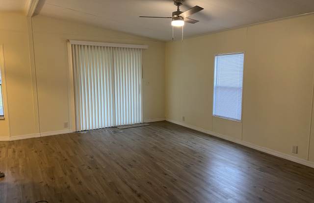 22327 Indianwood Way Gallery 3