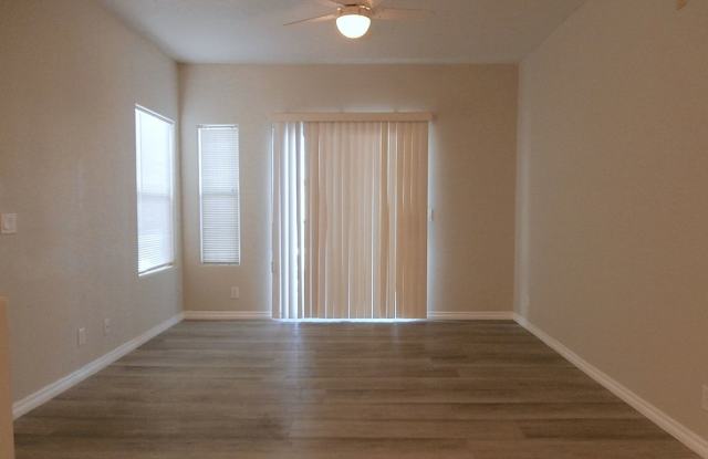Charming Condo in Henderson! Gallery 3