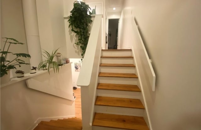 9 Eagle Rock Hill - 9 Eagle Rock Hill, Bethel, CT 06801