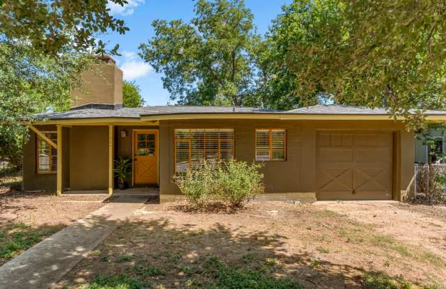 Single Family Home on Sycamore photos photos Single Family Home on Sycamore photos photos
