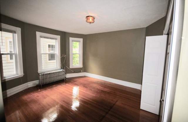 18 Hinckley St. photos photos