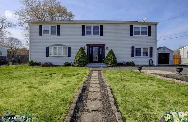 247 Sprucewood Drive photos photos
