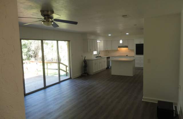 3 bedroom/2 bath in Hamilton Heights Gallery 4