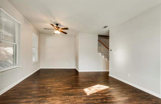 221 Brook Meadow Court Gallery 4