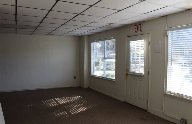 316 SW Pinckney Gallery 3