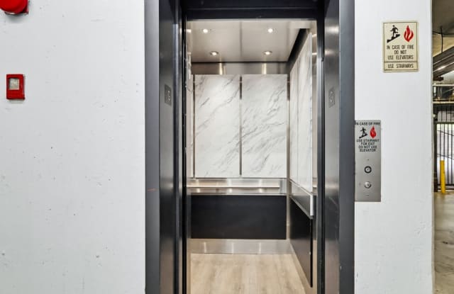 6175  Canterbury Gallery 2